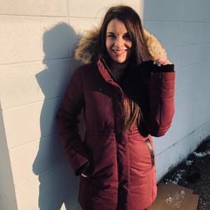 Meet your Posher, Valérie